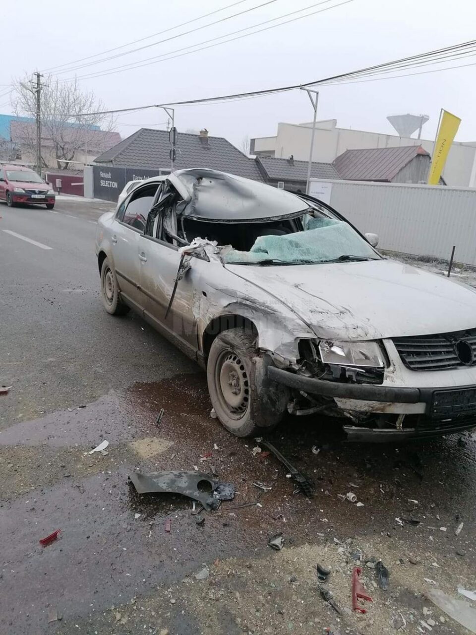 Din primele cercetari, autoturismul a intrat in coliziune fata spate cu autoutilitara