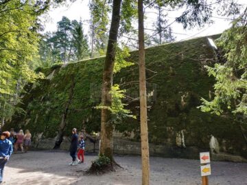 „Bârlogul lupului”, locul unde fiorul nazist al lui Hitler este încă viu