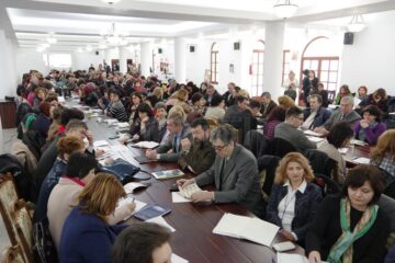 Cadrele didactice care aspiră la funcții de conducere trebuie să facă parte din Corpul de Experți