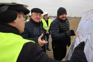 Noua zonă de agrement urmează să fie amenajată pe malul dinspre Centru al râului Suceava, de o parte și de alta a podului