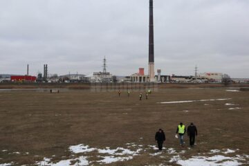 Luni s-a dat startul amenajării viitoarei zone de agrement de pe malul râului Suceava