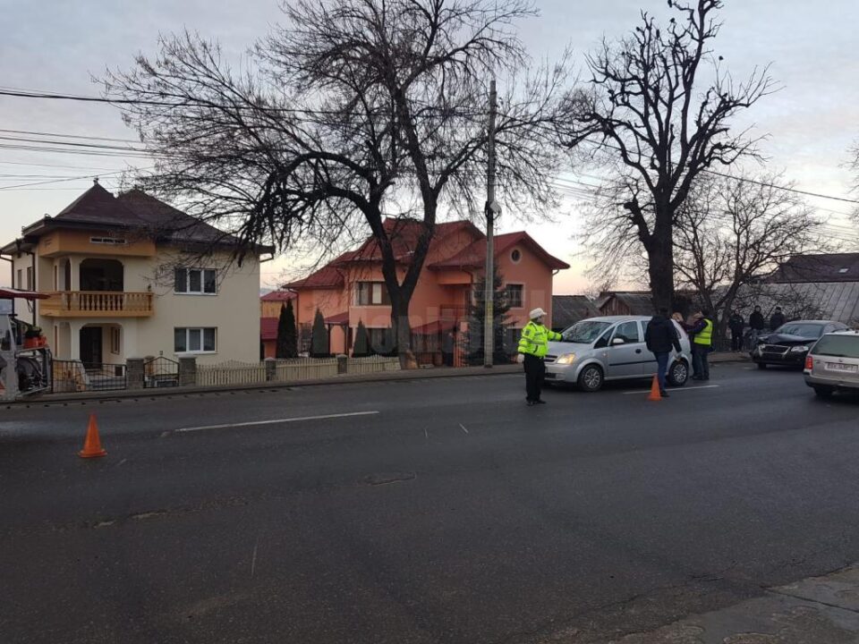 Accident cu patru mașini la ieșirea din Suceava spre Plopeni