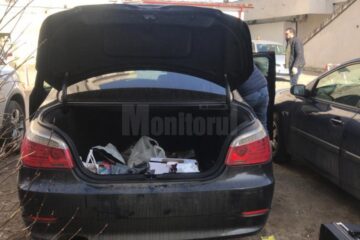 Autoturismul BMW 520 D din portbagajul căruia hoții au furat banii
