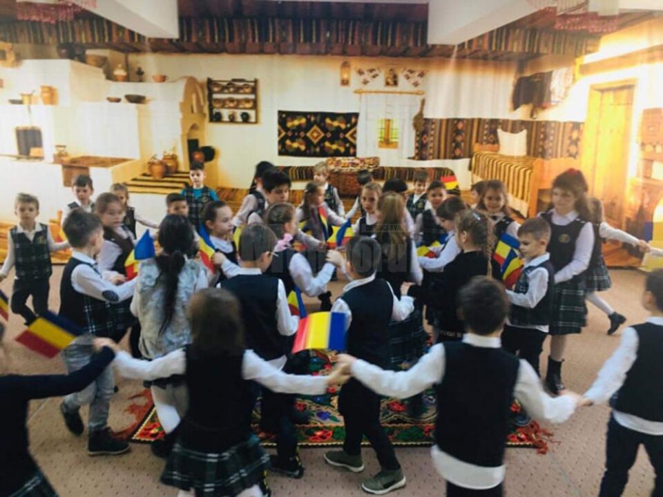 Unirea Principatelor, sărbătorită la Școala Primară „Sfântul Ioan cel Nou de la Suceava”