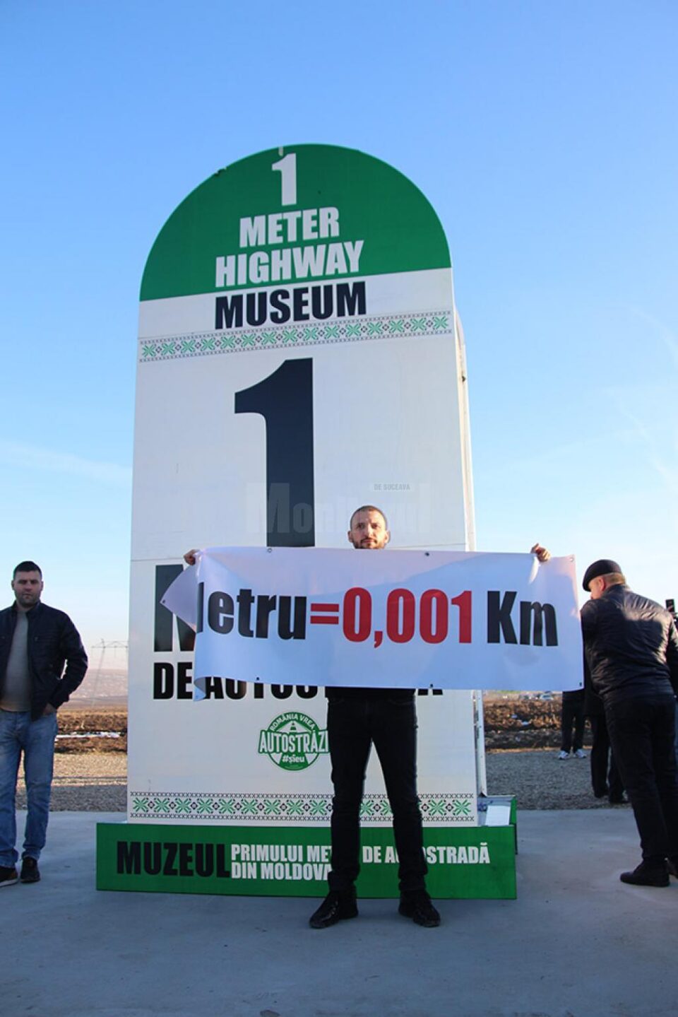 Muzeul primului metru de autostradă a fost inaugurat de Ștefan Mandachi