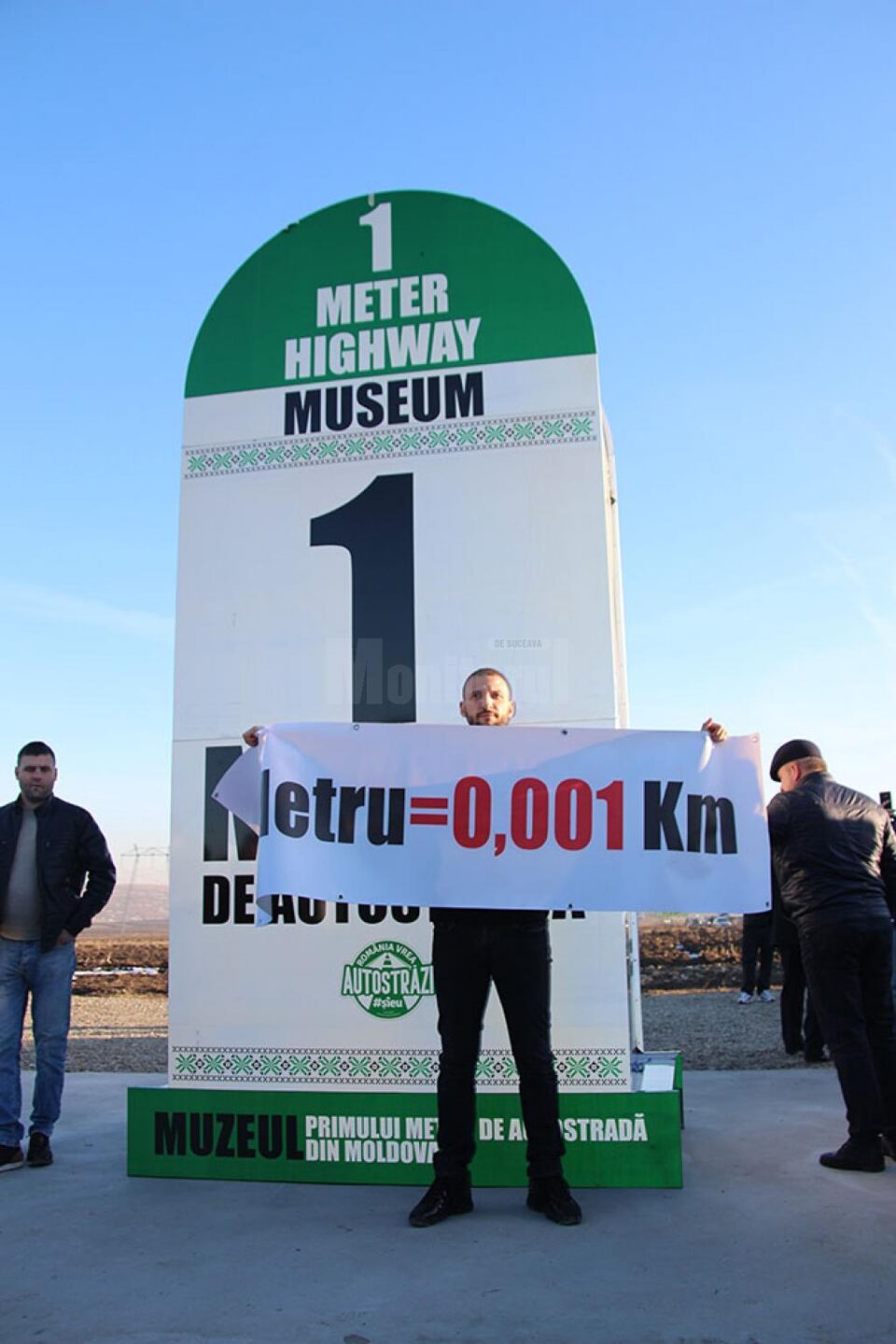 Muzeul primului metru de autostradă a fost inaugurat de Ștefan Mandachi