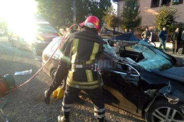 Mașina condusă de bărbatul beat și fără permis