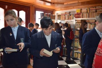 Ziua Educației și Unirea Principatelor Române, marcate în mod inedit de elevi ai Liceului Tehnologic „Vasile Cocea” Moldovița