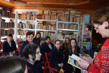 Ziua Educației și Unirea Principatelor Române, marcate în mod inedit de elevi ai Liceului Tehnologic „Vasile Cocea” Moldovița