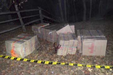 Transport de țigări de contrabandă deturnat cu focuri de armă