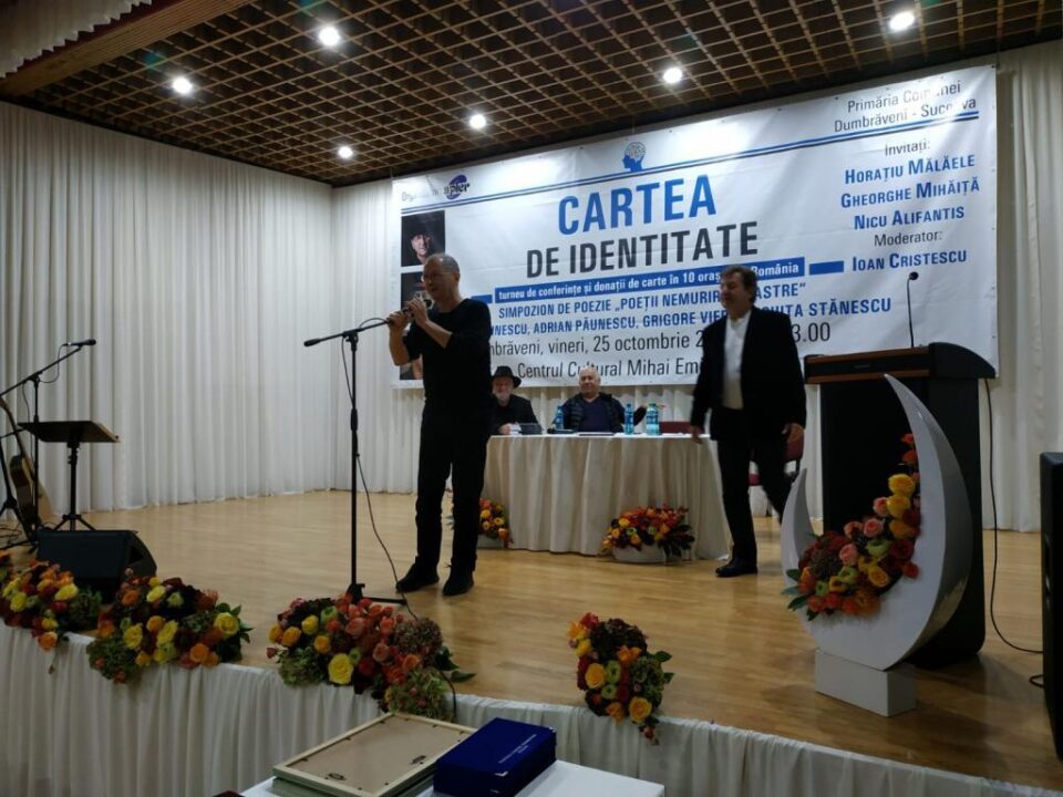 Mari personalități artistice și academicieni de vază vin la Dumbrăveni