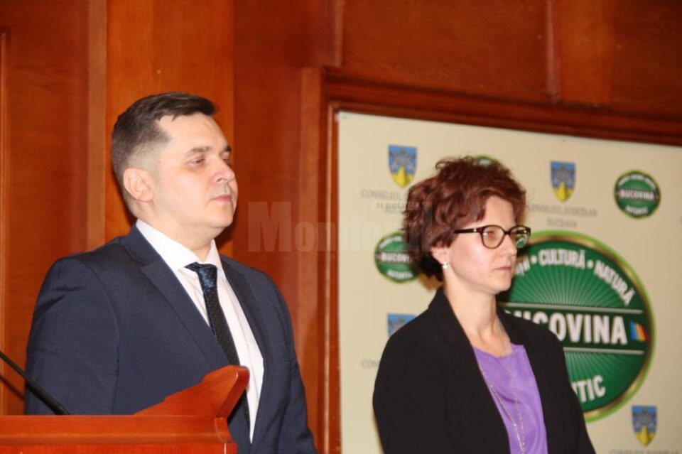 Subprefecții Daniel Prorociuc și Laura Morar și-au preluat oficial funcțiile