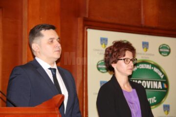 Subprefecții Daniel Prorociuc și Laura Morar și-au preluat oficial funcțiile