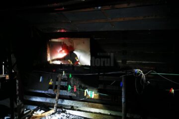 După circa două ore de intervenție, incendiul a fost lichidat