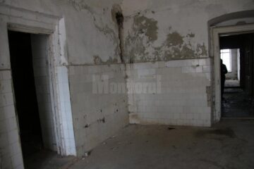 Din interior s-a furat si s-a distrus masiv