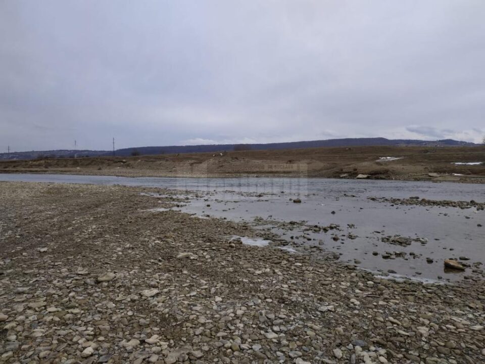 Râul Suceava are un debit foarte scăzut