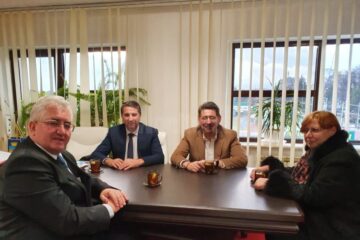 Primarul Ion Lungu și conducerea „Apelor Române” Bacău la discuțiile despre consolidarea malurilor râului Suceava pe porțiunea Zonei de Agrement