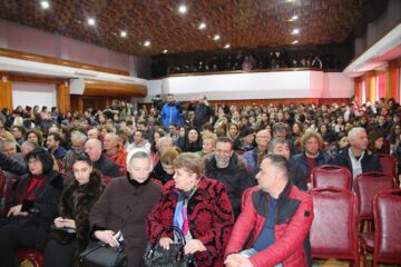 Sala a fost neîncăpătoare la acțiunea de la Dumbrăveni