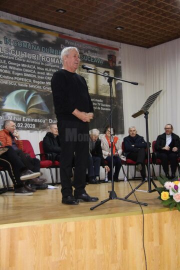 Dumbrăveniul în haine de gală: artiști, academicieni și oameni cu greutate la prima manifestare dedicată lui Mihai Eminescu