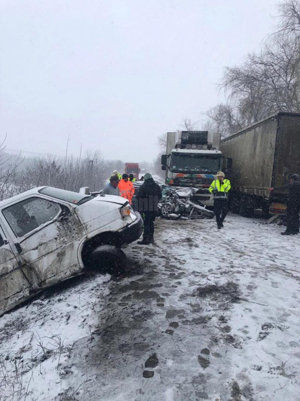 Accidentul petrecut ieri după-amiază, în jurul orei 15.00, la intrarea în municipiul Fălticeni dinspre Spătărești