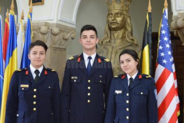 Trei elevi ai Colegiului Național Militar „Ștefan cel Mare” din Câmpulung Moldovenesc, la etapa regională a „Concursului Național de Discurs Public în Limba Engleză”