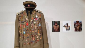 Sute de piese de colecție din categoria Trench Art, expuse la Muzeul de Istorie Suceava