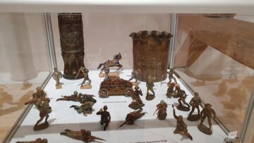 Expoziția Arta tranșeelor