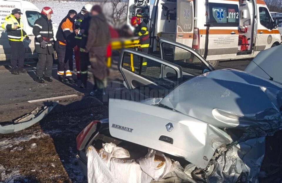 Victimele accidentului au fost transporate la spitalul din Fălticeni
