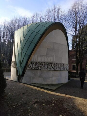 Cimitirul-muzeu în aer liber, un loc aflat la câteva ceasuri de Suceava