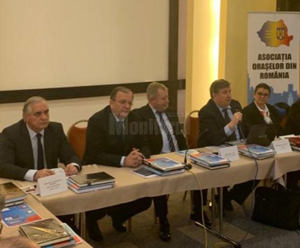 Gheorghe Flutur a fost prezent la deschiderea ședinței Asociației Orașelor din România