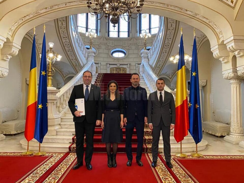 Marian Andronache, președintele PMP Suceava, alături de colegii Marius Pașcan, Ioana Constantin și Sebastian Moise, în delegația PMP invitată la Palatul Cotroceni