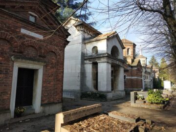 Cimitirul-muzeu în aer liber, un loc aflat la câteva ceasuri de Suceava