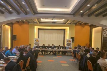 Gheorghe Flutur a fost prezent la deschiderea ședinței Asociației Orașelor din România