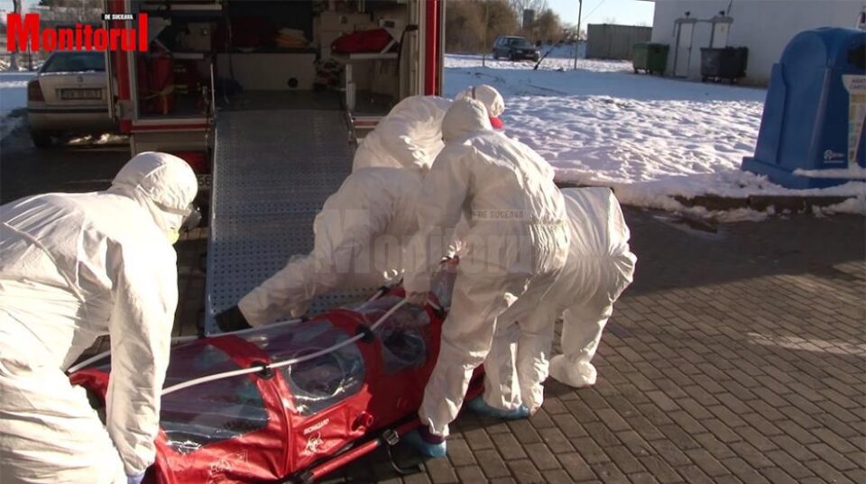 Tânăra suspectă de coronavirus, scăpată ieri de pe targă