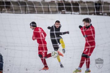Mijlocașul Căinari a punctat de 4 ori în amicalul cu ASA Rarău Câmpulung Moldovenesc. Foto Costi Solovastru