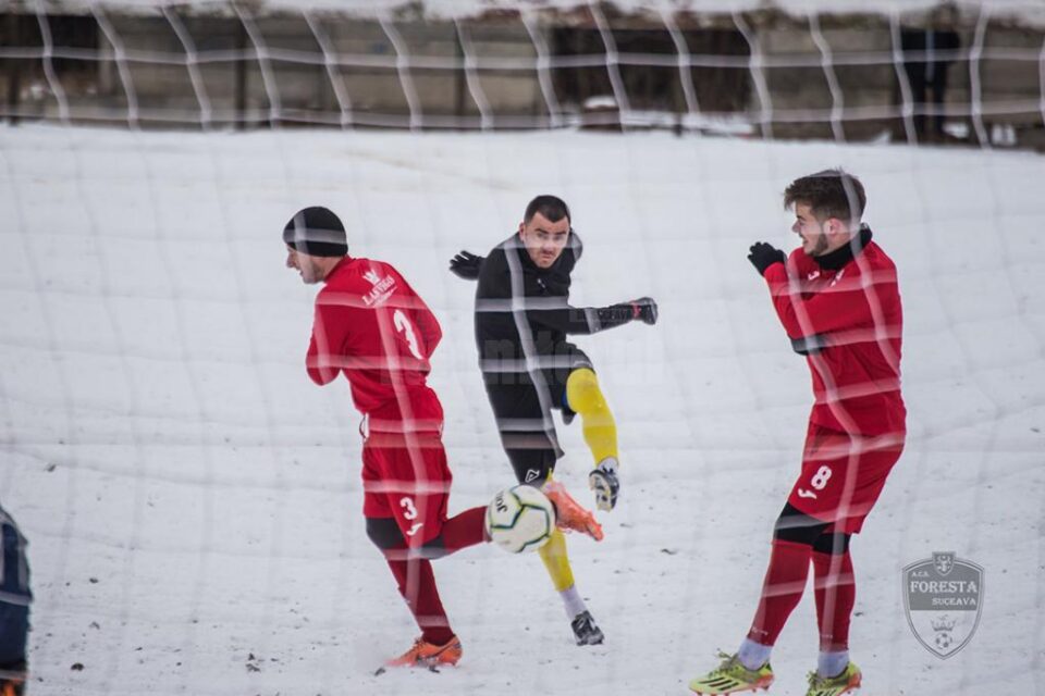 Mijlocașul Căinari a punctat de 4 ori în amicalul cu ASA Rarău Câmpulung Moldovenesc. Foto Costi Solovastru