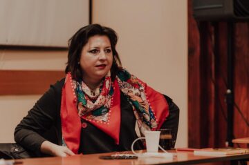 Prof. Laura Salciuc este coordonatoarea clubului Foto: Dan Gașpar