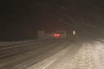 Ninsoare abundentă și circulație în condiții de iarnă, miercuri seară, în zona Dornelor