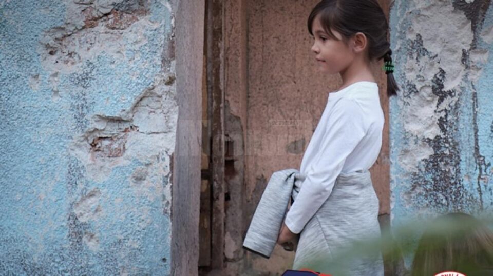 Copiii de la Școala Gimnazială „Constantin Morariu” din Pătrăuți vor primi seturi de produse de curățat