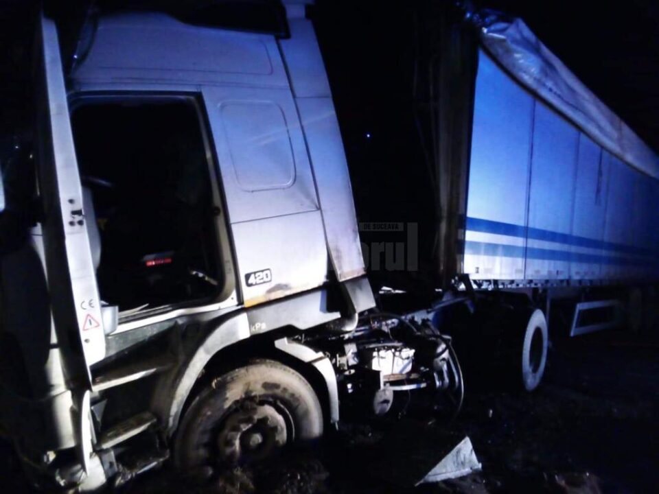 Două tiruri s-au ciocnit pe E 85, între Oniceni și Drăgușeni