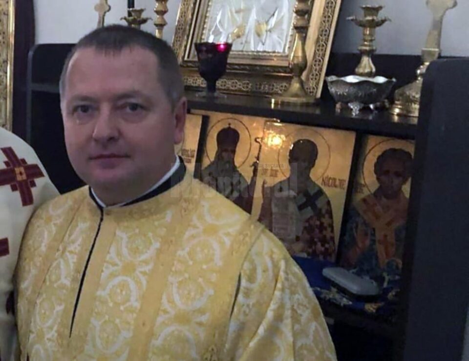 Colonelul Dan Hoffman a fost hirotonisit preot duminică, la Mănăstirea Râșca