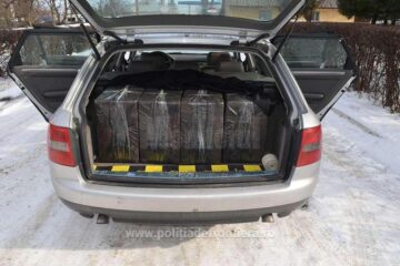Mașina încărcată cu țigări de contrabandă de peste 7.000 de euro