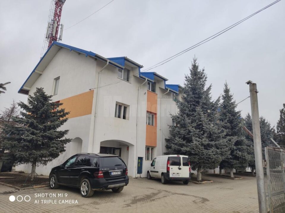 Un bloc de pe strada Fagului, închis de poliție și DSP Un bloc de pe strada Fagului, închis de poliție și DSP