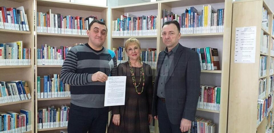 Biblioteca Bucovinei și Biblioteca Universității „Ștefan cel Mare” au semnat primul protocol de colaborare cu Societatea Bibliotecarilor Bucovineni din Cernăuți Biblioteca Bucovinei și Biblioteca Universității „Ștefan cel Mare” au semnat primul protocol de colaborare cu Societatea Bibliotecarilor Bucovineni din Cernăuți