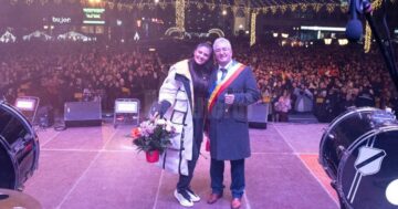 Delia, Alex Velea și Antonia au cântat în fața a peste 10.000 de oameni, în centrul Sucevei