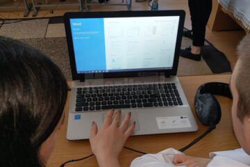 Ministerul Educației continuă și în acest an programul social Euro 200