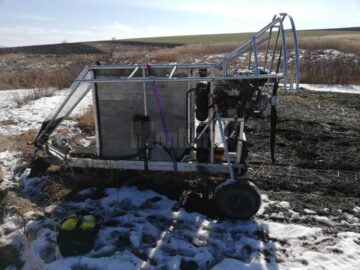 O motoparapantă cu țigări din Ucraina a căzut pe un ogor din Șerbăuți