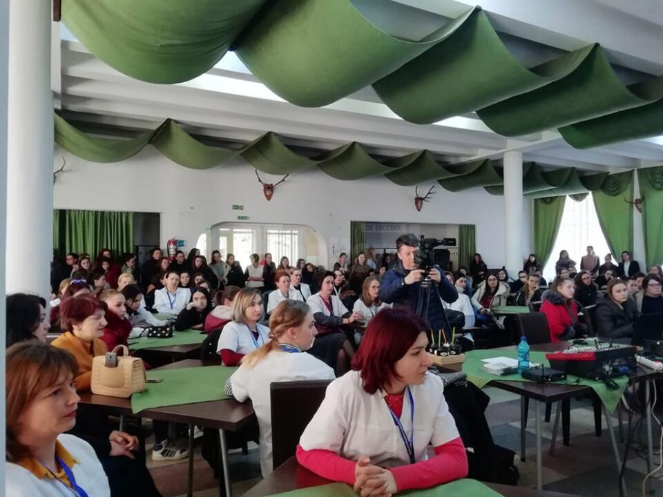 "Oprește cancerul de col uterin! Alegeți Prevenția! Alegeți Să Fiți Sănătoase!", acțiune la Colegiul Silvic "Bucovina"