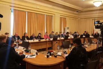 Maricela Cobuz a participat la audierea lui Victor Costache în comisiile de sănătate ale Camerei Deputaților și Senatului