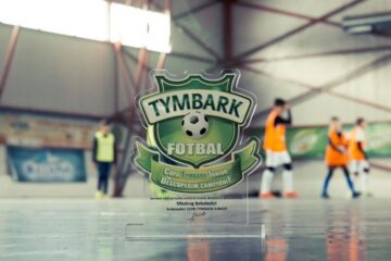 Cupa Tymbark Junior la Vatra Dornei. M. Belodedici a antrenat echipa fetelor de la U8 și a îndemnat copiii să facă mișcare.
